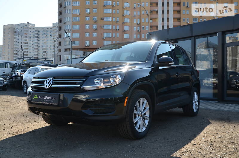 Позашляховик / Кросовер Volkswagen Tiguan 2017 в Києві