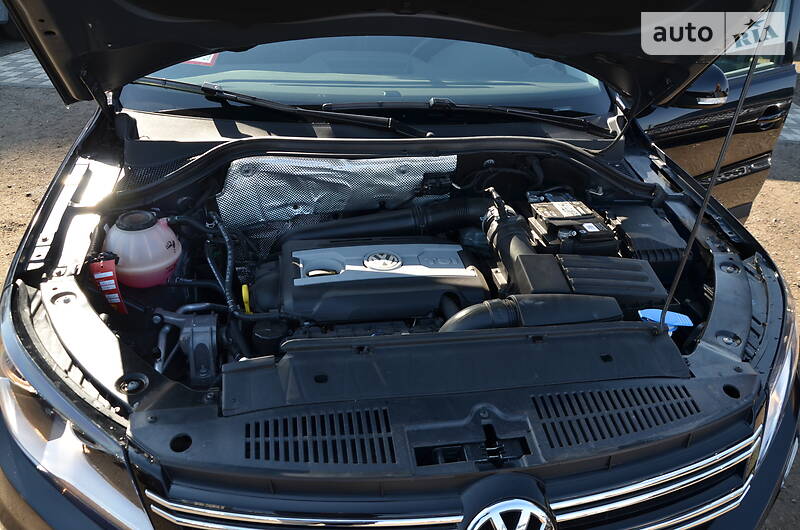 Позашляховик / Кросовер Volkswagen Tiguan 2017 в Києві