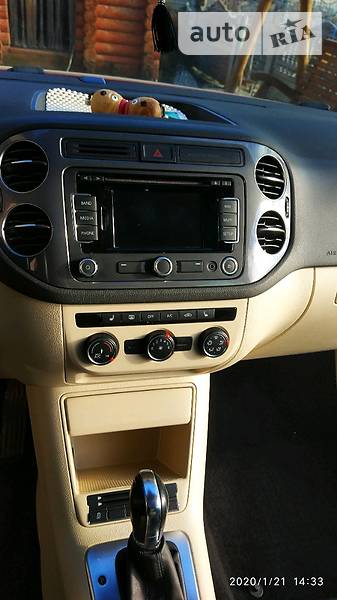 Позашляховик / Кросовер Volkswagen Tiguan 2012 в Новоселиці