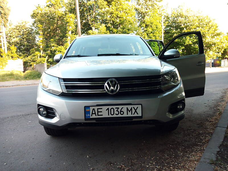 Позашляховик / Кросовер Volkswagen Tiguan 2015 в Нікополі