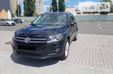 Позашляховик / Кросовер Volkswagen Tiguan 2013 в Києві