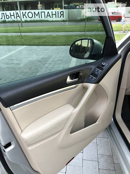 Позашляховик / Кросовер Volkswagen Tiguan 2013 в Ужгороді фото 22 Позашляховик / Кросовер Volkswagen Tiguan 2013 в Ужгороді