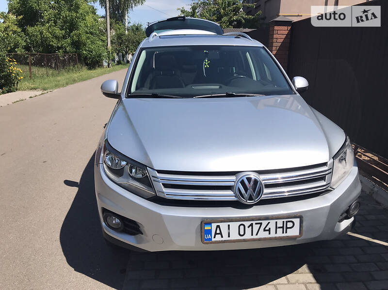 Внедорожник / Кроссовер Volkswagen Tiguan 2012 в Борисполе