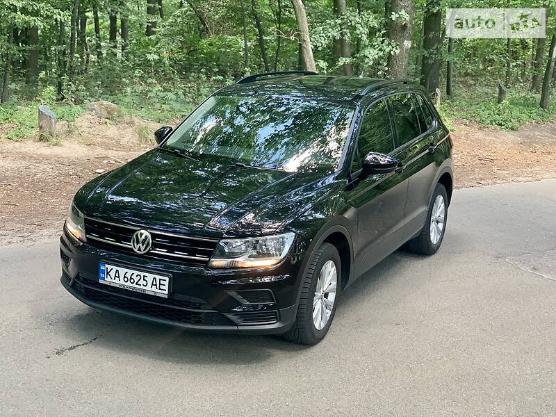 Позашляховик / Кросовер Volkswagen Tiguan 2017 в Києві