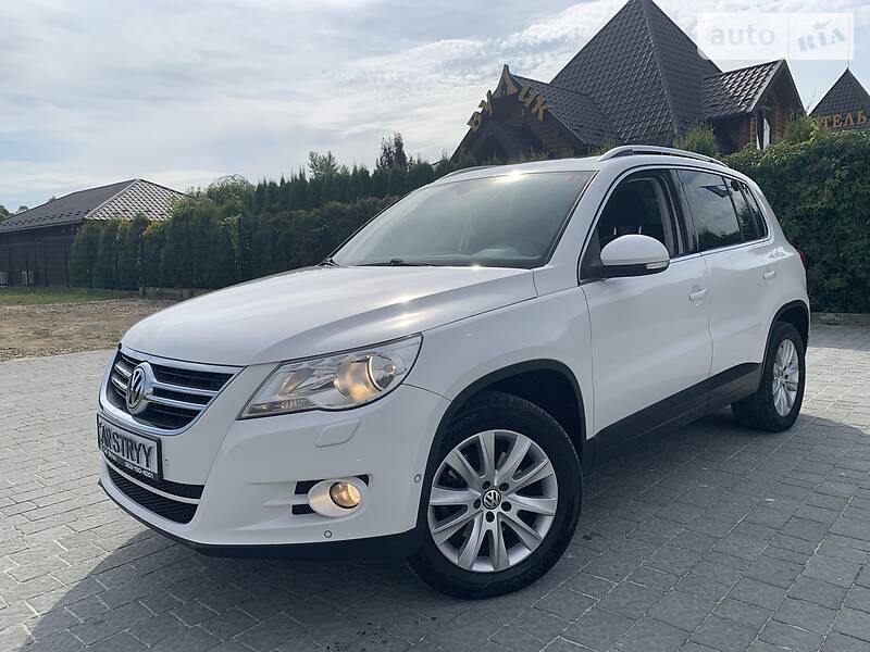 Позашляховик / Кросовер Volkswagen Tiguan 2009 в Стрию