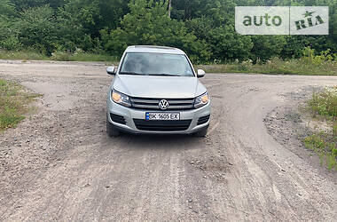 Volkswagen Tiguan 2012