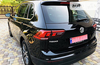 Внедорожник / Кроссовер Volkswagen Tiguan 2017 в Иршаве