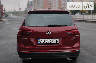 Внедорожник / Кроссовер Volkswagen Tiguan 2019 в Виннице