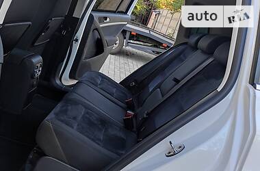 Внедорожник / Кроссовер Volkswagen Tiguan 2012 в 