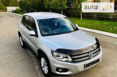 Позашляховик / Кросовер Volkswagen Tiguan 2012 в Києві