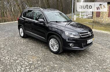 Внедорожник / Кроссовер Volkswagen Tiguan 2014 в Черновцах