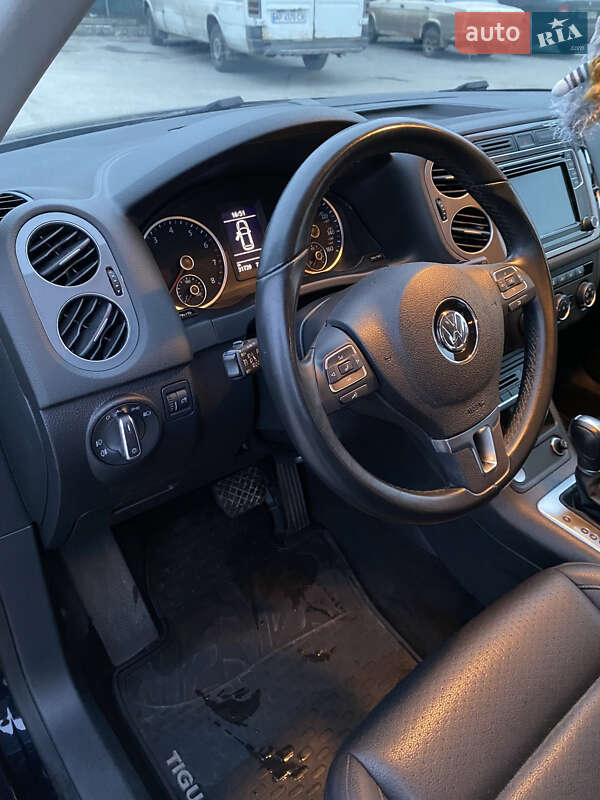 Позашляховик / Кросовер Volkswagen Tiguan 2017 в Києві
