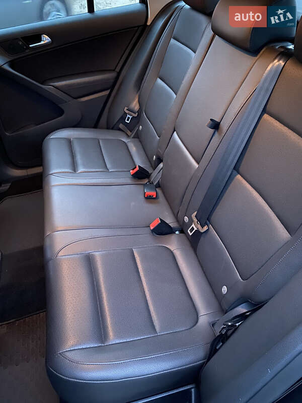 Позашляховик / Кросовер Volkswagen Tiguan 2017 в Києві