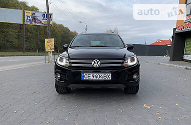 Внедорожник / Кроссовер Volkswagen Tiguan 2014 в Черновцах