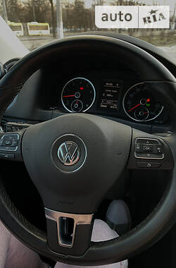 Позашляховик / Кросовер Volkswagen Tiguan 2017 в Маріуполі