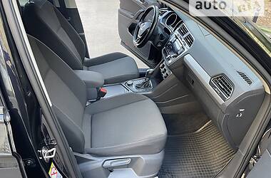 Внедорожник / Кроссовер Volkswagen Tiguan 2017 в 