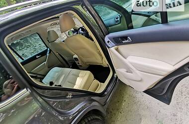 Внедорожник / Кроссовер Volkswagen Tiguan 2013 в Тернополе