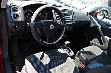 Внедорожник / Кроссовер Volkswagen Tiguan 2010 в Черкассах