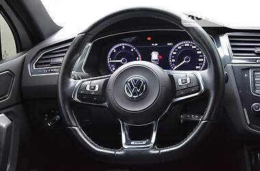 Внедорожник / Кроссовер Volkswagen Tiguan 2017 в Дрогобыче