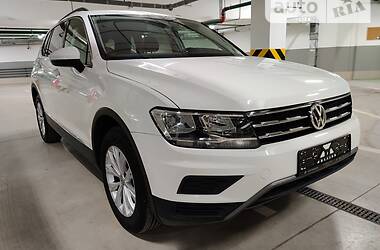 Позашляховик / Кросовер Volkswagen Tiguan 2017 в Києві