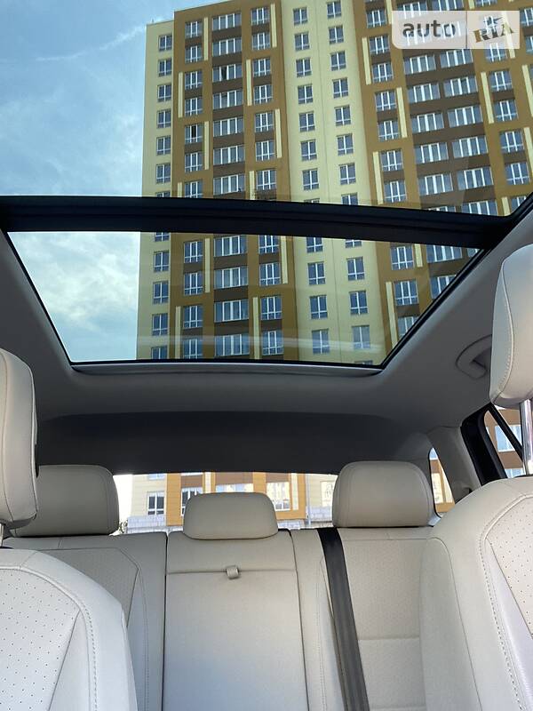 Внедорожник / Кроссовер Volkswagen Tiguan 2019 в Киеве