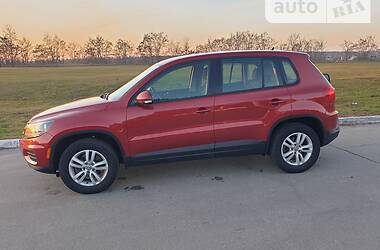 Позашляховик / Кросовер Volkswagen Tiguan 2012 в Харкові