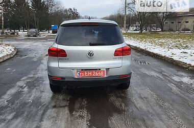 Внедорожник / Кроссовер Volkswagen Tiguan 2012 в Луцке