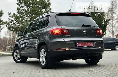 Внедорожник / Кроссовер Volkswagen Tiguan 2012 в Дрогобыче