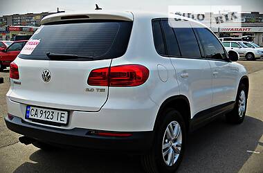 Позашляховик / Кросовер Volkswagen Tiguan 2012 в Черкасах