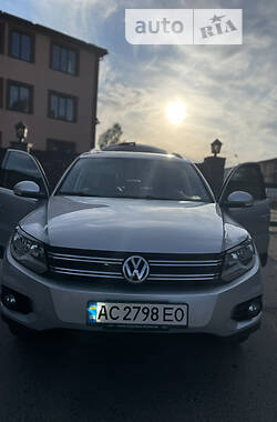 Volkswagen Tiguan 2012