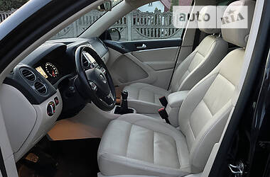 Внедорожник / Кроссовер Volkswagen Tiguan 2012 в Ковеле