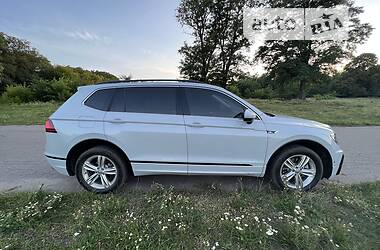 Позашляховик / Кросовер Volkswagen Tiguan 2018 в Переяславі