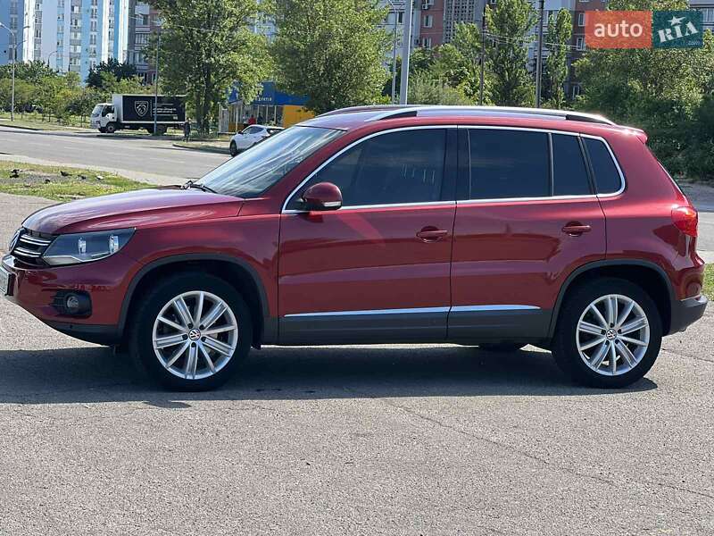 Внедорожник / Кроссовер Volkswagen Tiguan 2013 в Черкассах