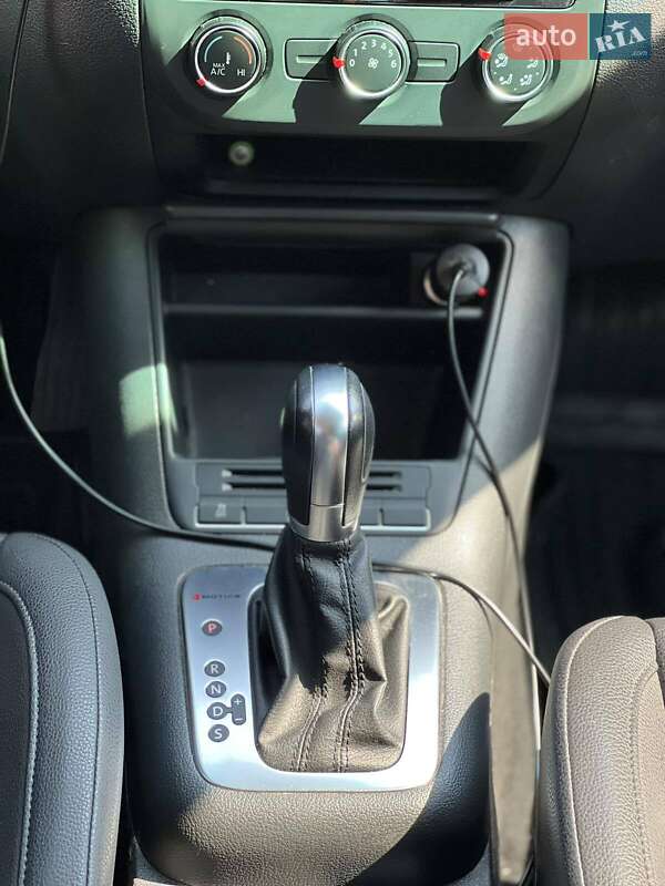 Внедорожник / Кроссовер Volkswagen Tiguan 2013 в Черкассах