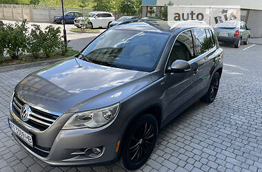 Внедорожник / Кроссовер Volkswagen Tiguan 2009 в Ивано-Франковске