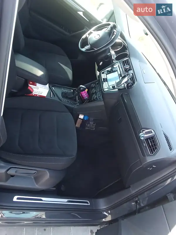 Volkswagen Tiguan 2018 VIN WVGZZZ5NZKW309781 фото оголошення 13 з 53