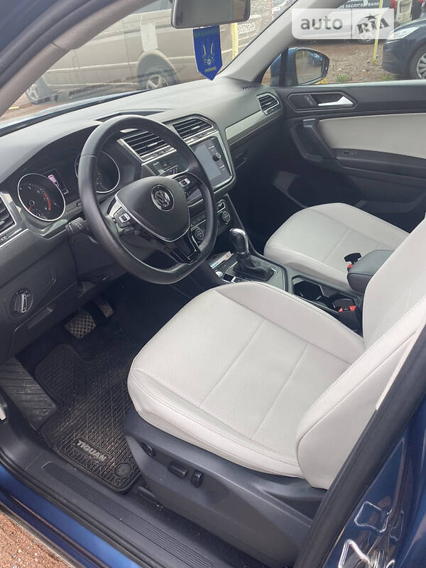 Внедорожник / Кроссовер Volkswagen Tiguan 2019 в Полтаве