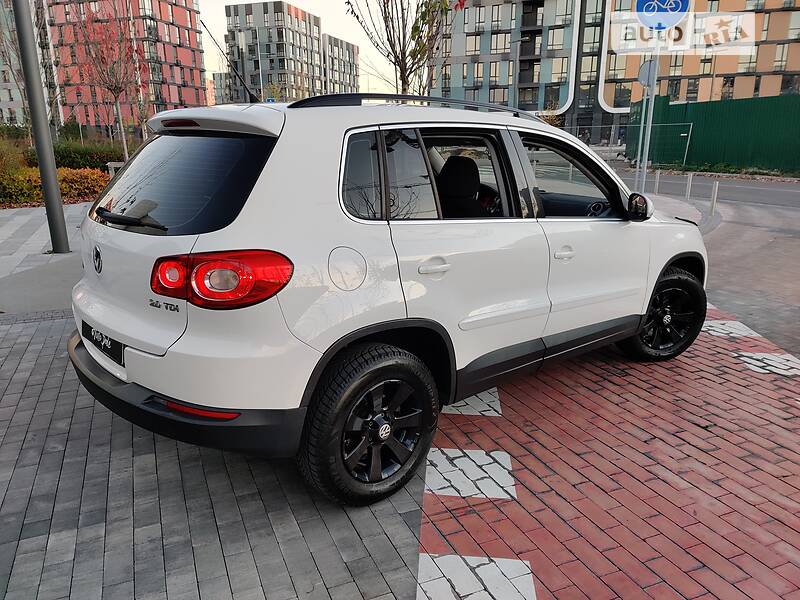 Volkswagen Tiguan D I E S E L 4x4
