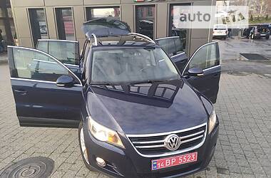 Внедорожник / Кроссовер Volkswagen Tiguan 2011 в Дрогобыче