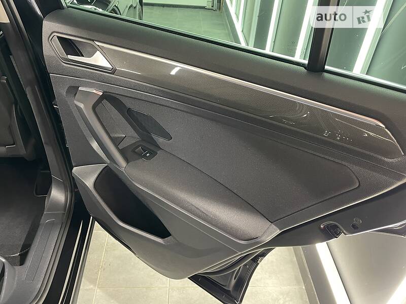 Внедорожник / Кроссовер Volkswagen Tiguan 2019 в Виннице
