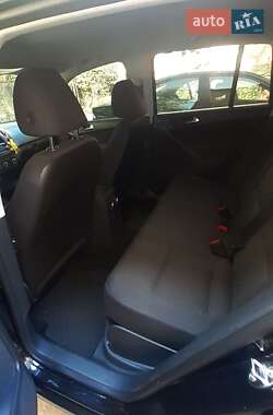 Хэтчбек Volkswagen Tiguan 2011 в 