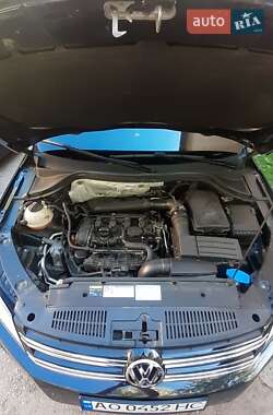 Хэтчбек Volkswagen Tiguan 2011 в 