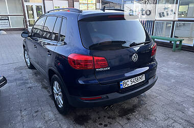 Внедорожник / Кроссовер Volkswagen Tiguan 2015 в Львове