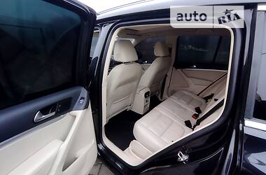 Позашляховик / Кросовер Volkswagen Tiguan 2013 в 