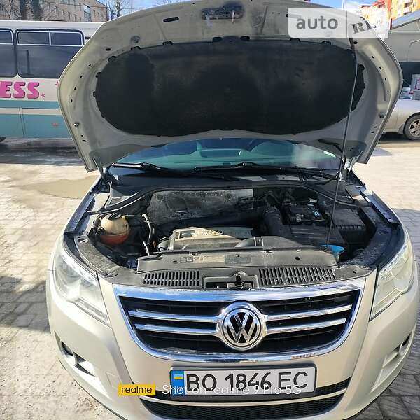 Внедорожник / Кроссовер Volkswagen Tiguan 2011 в Тернополе