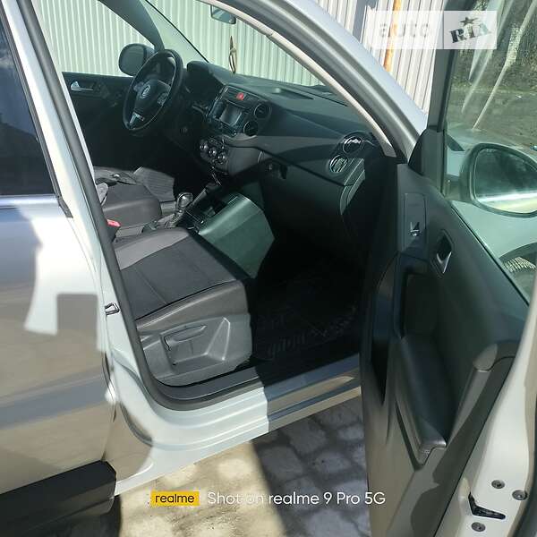 Внедорожник / Кроссовер Volkswagen Tiguan 2011 в Тернополе