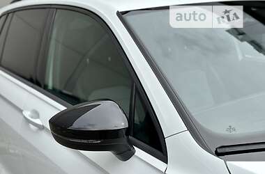 Внедорожник / Кроссовер Volkswagen Tiguan 2020 в 