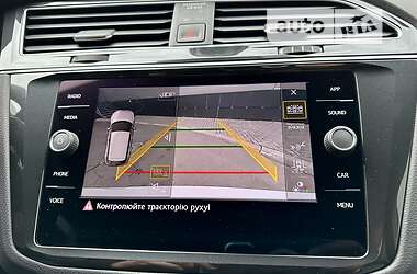Внедорожник / Кроссовер Volkswagen Tiguan 2020 в 