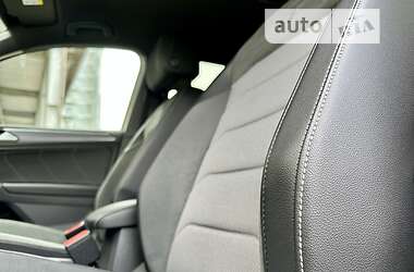 Внедорожник / Кроссовер Volkswagen Tiguan 2020 в 