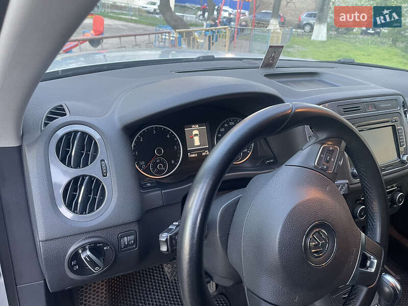 Внедорожник / Кроссовер Volkswagen Tiguan 2011 в Киеве фото 6 Внедорожник / Кроссовер Volkswagen Tiguan 2011 в Киеве